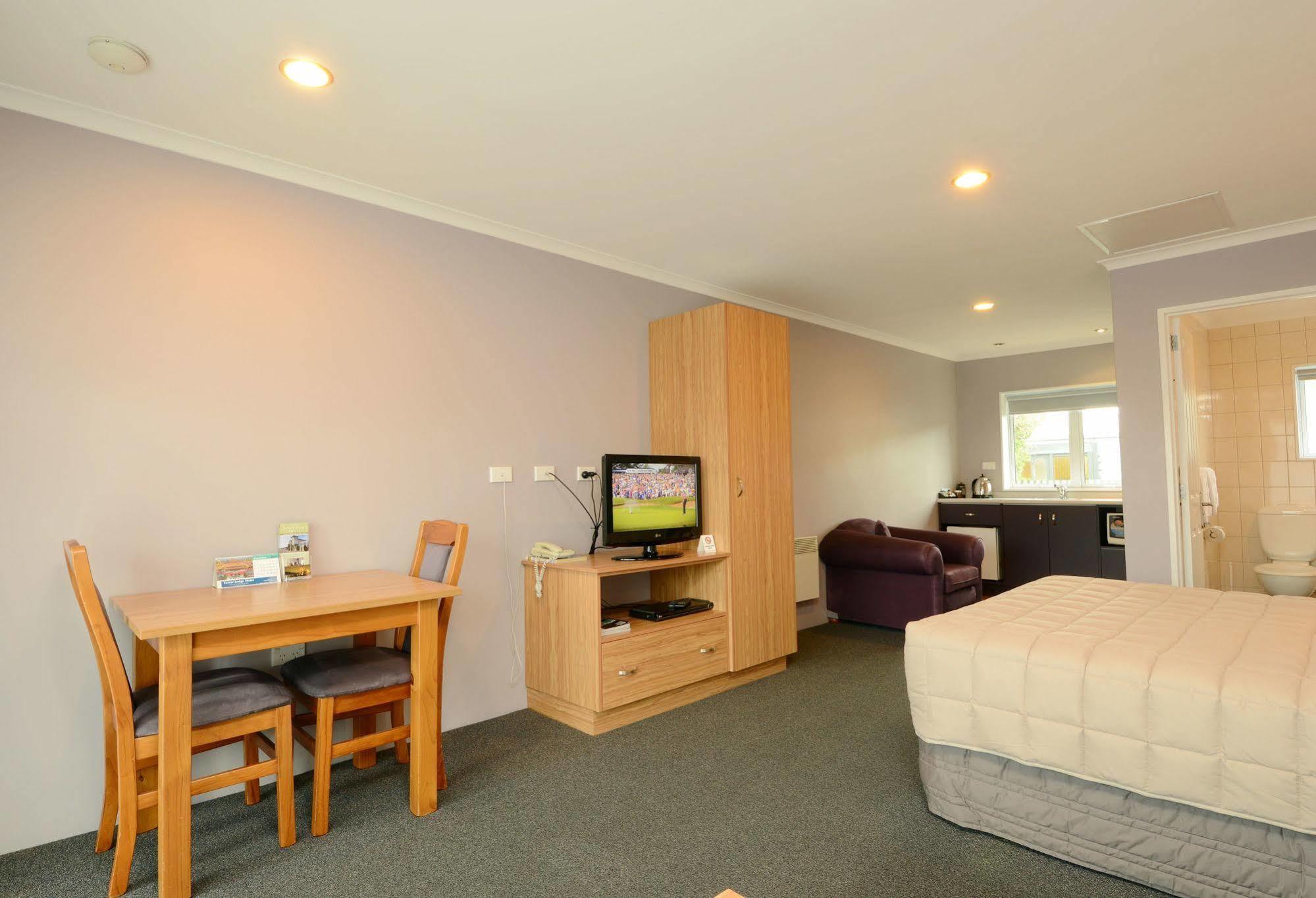 Tower Lodge Motel Invercargill Exterior photo